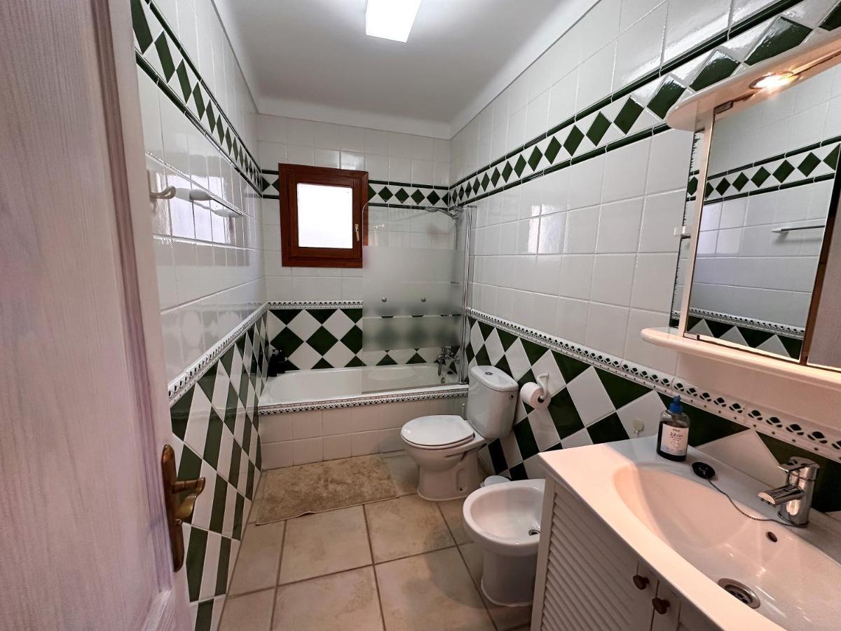 Villa Sanchez In Strandnahe Mit Pool, Jacuzzi, Klima, Wifi, Gas Bbq Santanyí Exterior foto